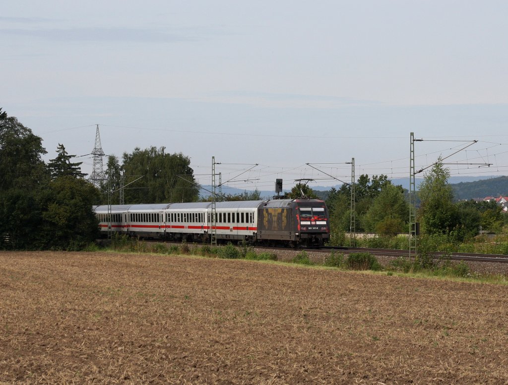 Die 101 141 am 14.08.2011 mit dem IC 2208 (M�nchen