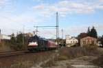 Die ES 64 U2-005 am 03.11.2011 mit der RB 16315 bei der Einfahrt in Bad K�sen.